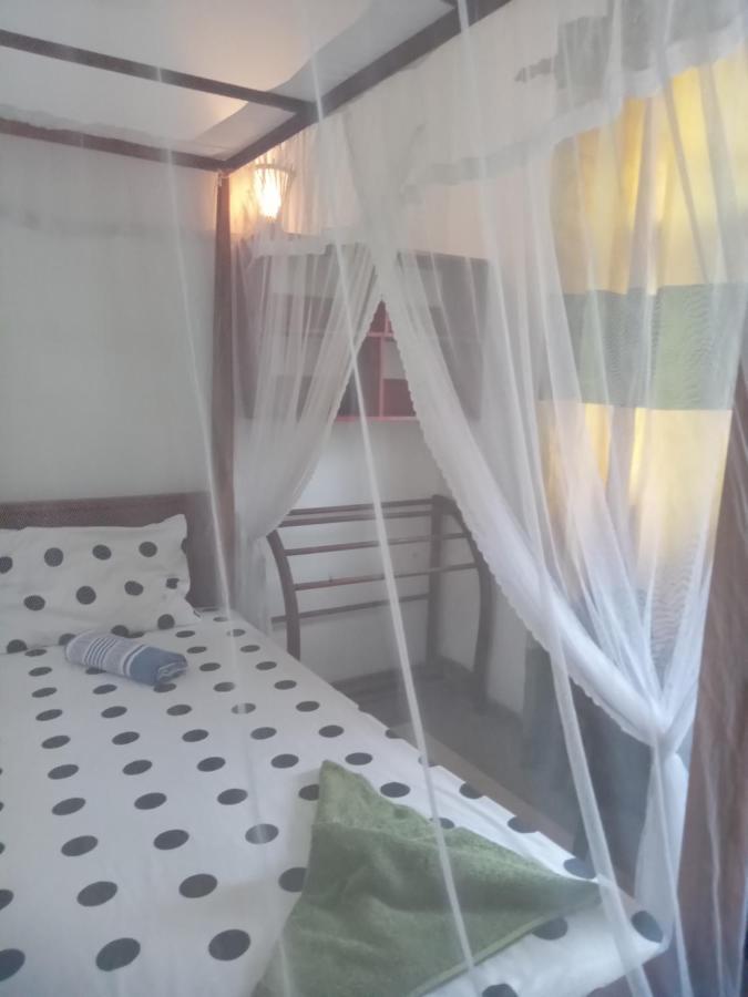 New Chili Lodge Мірісса Екстер'єр фото