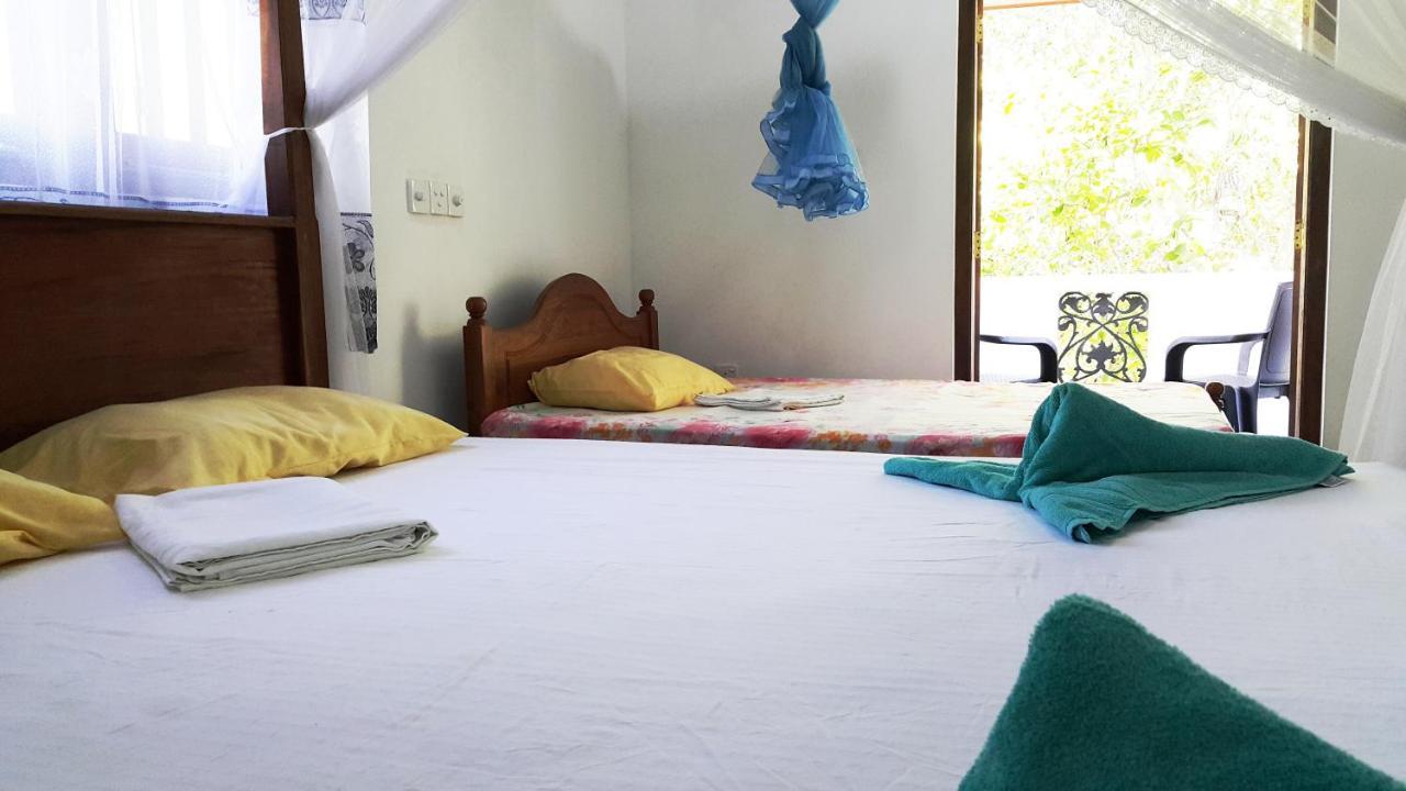 New Chili Lodge Мірісса Екстер'єр фото